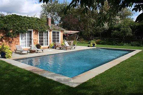 Our pool liner company is the premier pool liner replacement and installation contractor in the north east. Guillo Pool Service - Swimming Pools - Southampton, NY