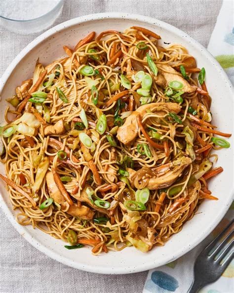 Perfect for sick days and cold nights!!! How To Make the Easiest Chow Mein in Just 20 Minutes ...