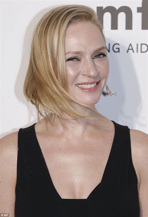 Uma Thurman Shows Off Her Line Free Forehead And Youthful Figure At