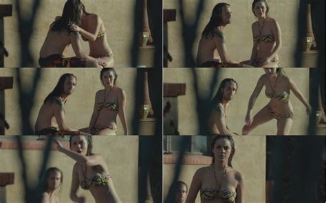 Adelaide Kane Nude Pics Page 1