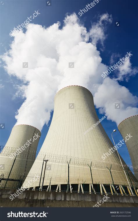 Cooling Towers Nuclear Power Plant Stock Photo 263172596 Shutterstock