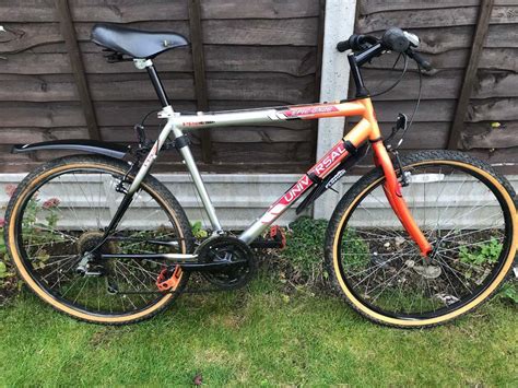 Mens 22”inch Frame Universal Epic Gx26 Mountain Bike In Guildford