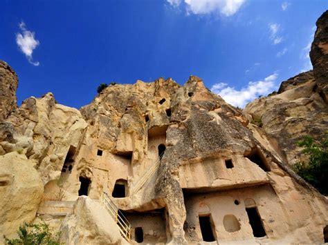 It's 09:18 right now , with broken clouds and the temperature of 4°c (39.2°f) in kayseri. 2 Day Cappadocia Tours From Kayseri | All Turkey Tours