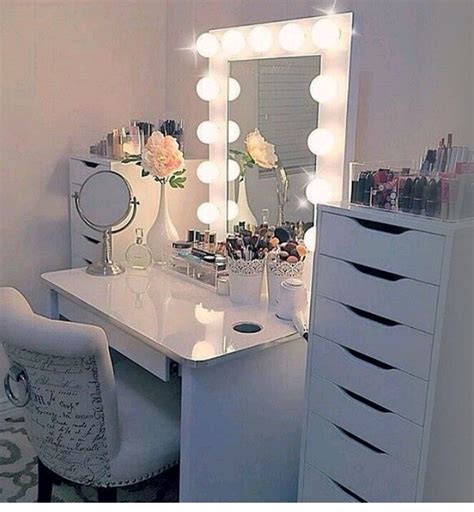 Another Vanity For Teenage Girls Make Them Feel Like A Star Home