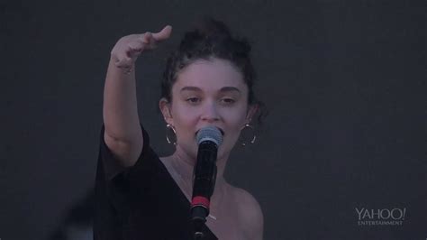 Sabrina Claudio Confidently Lost Live At Life Is Beautiful 2018