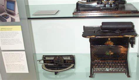 Oztypewriter Australian Museums Typewriters On The Move