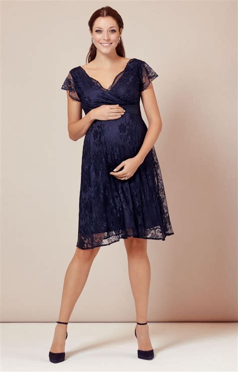 Formal Maternity Dress Rental Fashion Tips