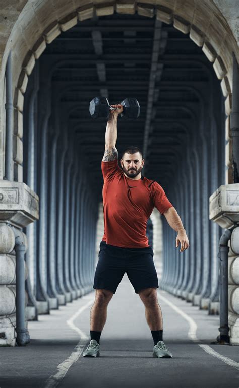 Fraser spent most of his childhood in sharbot lake, where his mother worked as a doctor, whereas his father stayed at home. La routine sportive et alimentaire de Mat Fraser, champion ...