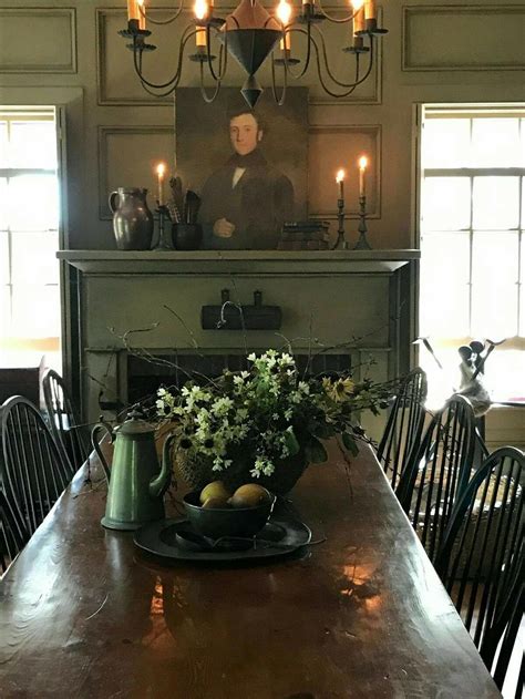 While staying at the hotel, my friend and i had breakfast here, which was excellent. Pin by Alabama Home on Colonial (2020) | Colonial dining room, Colonial home decor, Primitive ...