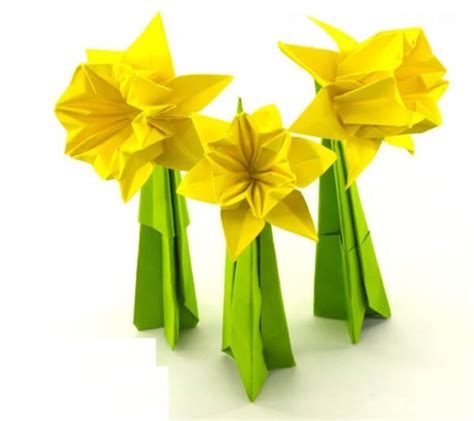 How To Make An Origami Daffodil With Kids Kids Art And Craft