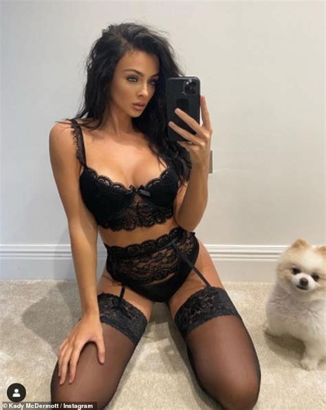 Love Island S Kady McDermott Shows Off Her Maldives Tan In Black And