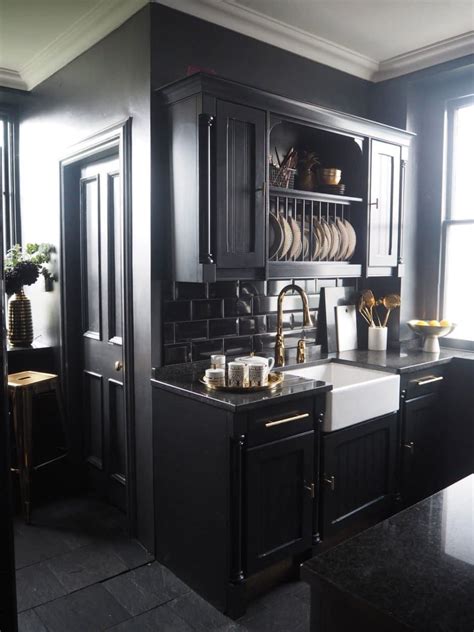 The best kitchen cabinets you can choose for the most important room in your home should possess the ultimate function and style you need. The Best Brand Of Paint For Kitchen Cabinets - Raspberry ...
