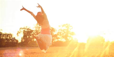 The Meaning of Happiness Changes Over Your Lifetime | HuffPost