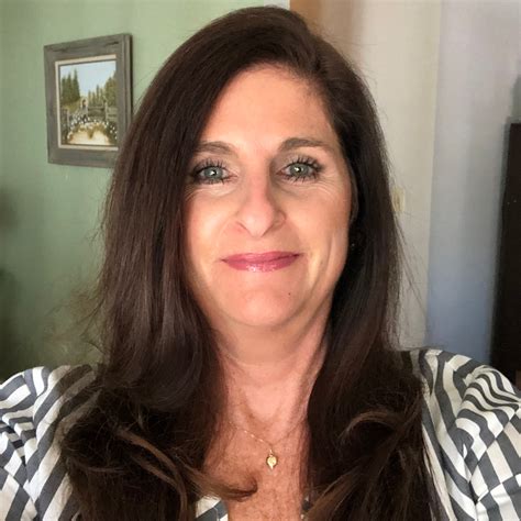 Dee Doonan, Savannah, GA Real Estate REALTOR - RE/MAX Savannah