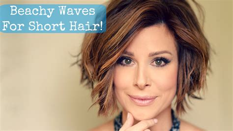 I wasn't sure how my hair would turn out at first, but as i got further into the process i realized i was. Beachy Waves for Short Hair! - YouTube