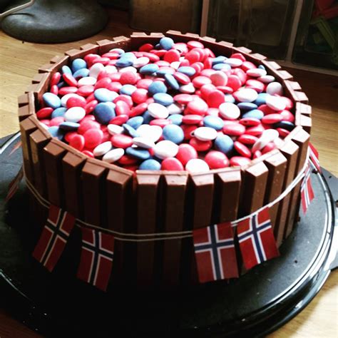 Garantert en vinner på den store dagen! lesernes17maikaker30_SiljeTollefsen - Kreative Idéer