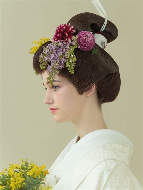 If you are looking for wedding hairstyles japanese hairstyles examples, take a look. 和装 着物 ／ japanese modern style Wedding Hairstyle | スタイル, 花嫁, 伝統