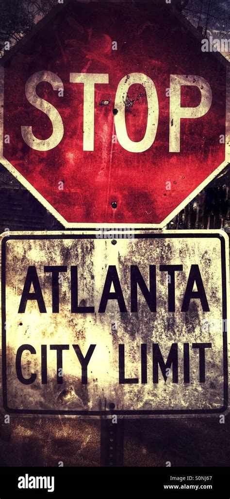 City Limit Sign For Atlanta Hi Res Stock Photography And Images Alamy