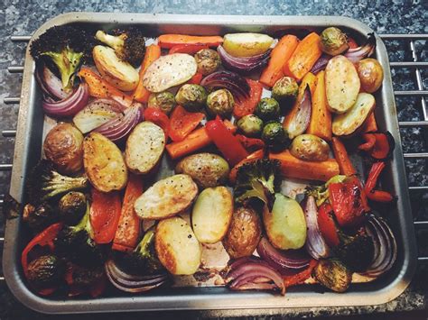 12 terrific vegetable side dishes. Slimming world - Roasted vegetables with bacon and easy ...