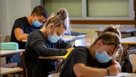 Ecco le regioni a rischio arancione. Covid-19: screening nelle scuole superiori al via dopo ...