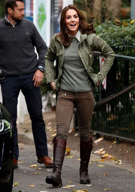 Kate Middletons Most Casual Fashion Looks Since Becoming A Royal Kate Middleton Style Outfits