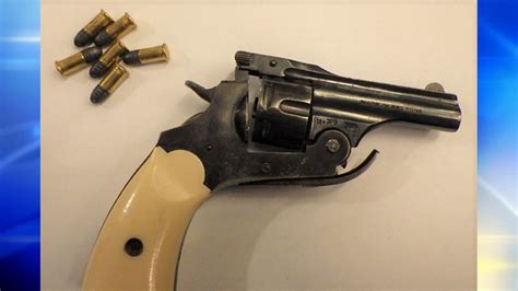 Loaded Gun Found In West Virginia Mans Luggage At Pittsburgh