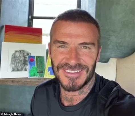 Check out full gallery with 573 pictures of david beckham. David Beckham schickt video-Botschaft an junge Fußball-fan ...
