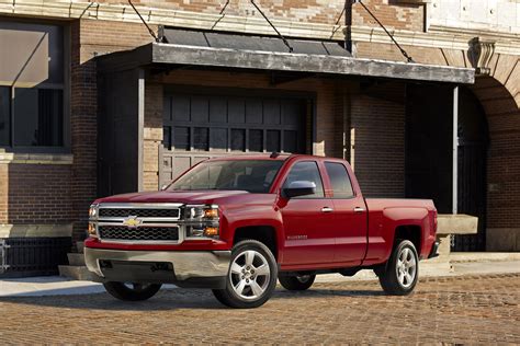 Edmunds * if you don't already like the 2015 silverado for the mere fact that it's a chevy, this pickup makes a compelling case for itself with. Chevrolet SILVERADO 1500 Z71 LTZ Crew Cab Standard Box ...