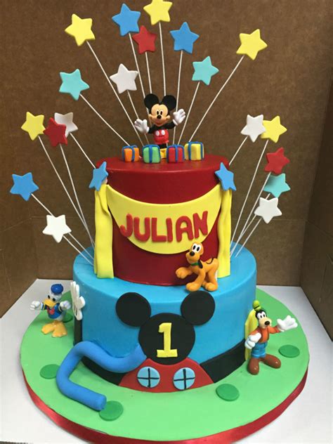 There are some fantastic themes to play with when it comes to choosing your son's next birthday cake. Boy's Birthday Cakes - Nancy's Cake Designs