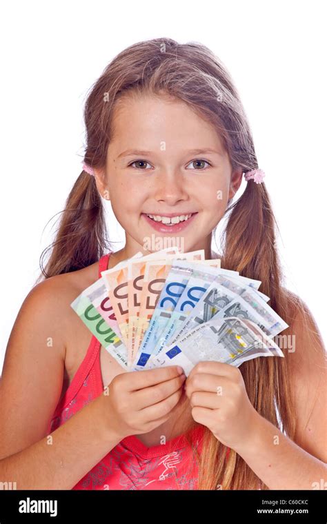 Acht Jahre Altes Mädchen Zählt Ihr Geld Stockfotografie Alamy