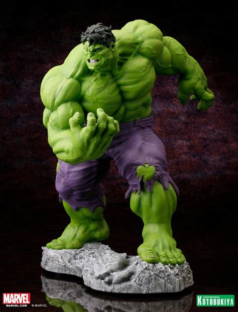 Marvel Comics Hulk Classic Avengers Fine Art Statue 02 – playground_nerd