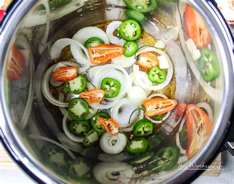 Squeeze lime juice over taco and serve. Instant Pot Shredded Chicken Street Tacos - This Worthey ...