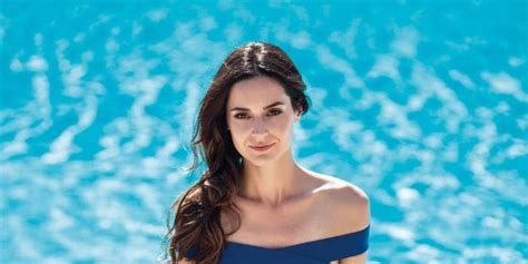 Sedef Avci Summer Photo Turkish Actors And Actresses Photo