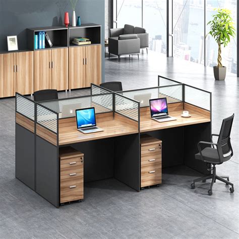 Fashion Wooden Cubicles Office Furniture Partitions 4 Person