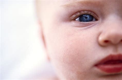 My daughter is 4 months old. How to Make Saline Nose Drops for Infants | Livestrong.com