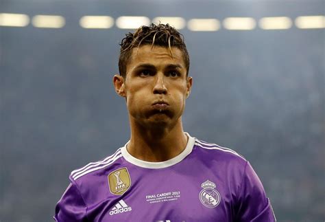 Cristiano ronaldo has scored 21 serie a goals this season but hit the post from the penalty spot. Cristiano Ronaldo Photos HQ Juventus vs Real Madrid 2017 ...