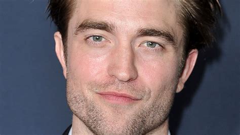 Robert Pattinson Is The Most Handsome Man Alive According To Math