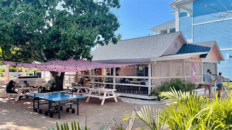 Photos: Inside Gulfport’s chic new wine bar and smoke house - I Love