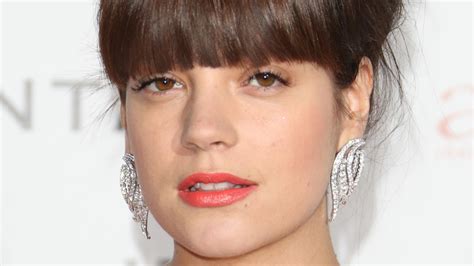 What Does Lily Allen Really Think About David Harbours Transformation