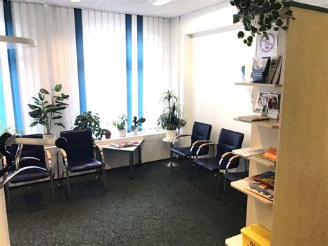 Finden sie den hausarzt aus berlin der zu ihnen passt. Hausarzt-Praxis in Berlin zu kaufen, auch für Chirurgie o ...