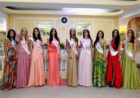 Acum două minute am vorbit cu. Luminita Anghel Adriana Trandafir Oana Georgescu Mihai ...
