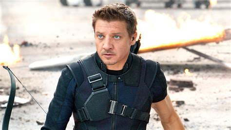 Two Avengers Visited Jeremy Renner After His Terrifying Accident Giant Freakin Robot