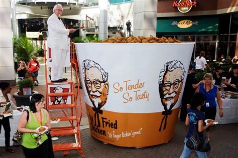 Kfc World Record For Worlds Largest Serving Of Fried Chicken
