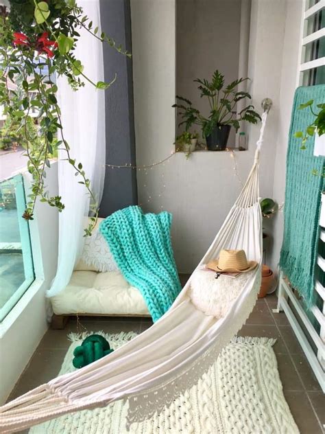 7 ide dekorasi ruang keluarga bertema liburan yang mengasyikkan. Walaupun Ruang Tak Besar Mana, Tetap Ada Balcony Bohemian Untuk Keluarga Ni Santai Bersama ...