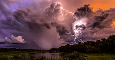Lightning Clouds Storm 4k Ultra Hd Wallpaper Lightning Photography