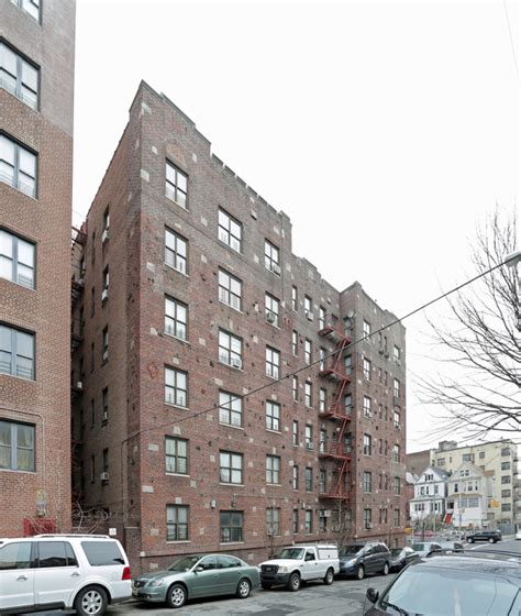 222 Bedford Park Blvd Apartments Bronx Ny Apartments For Rent