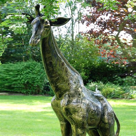 Extra Large Giraffe Bronze Metal Garden Statue Big wall décor offers a wide variety of large abstract wall art for sale.