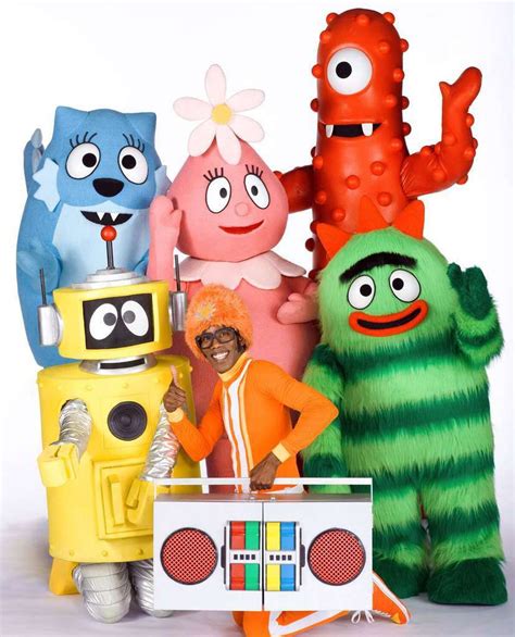 dance with characters from tv s yo gabba gabba