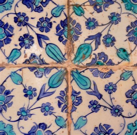 Pin By Pswyatt On Pattern Iznik Tile Islamic Tiles Antique Tiles
