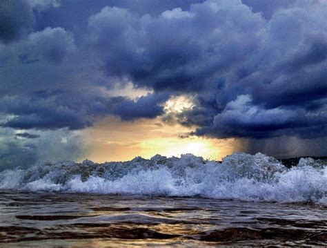Ocean Storm In The Morning Sun Projects Clouds Amazing Photography
